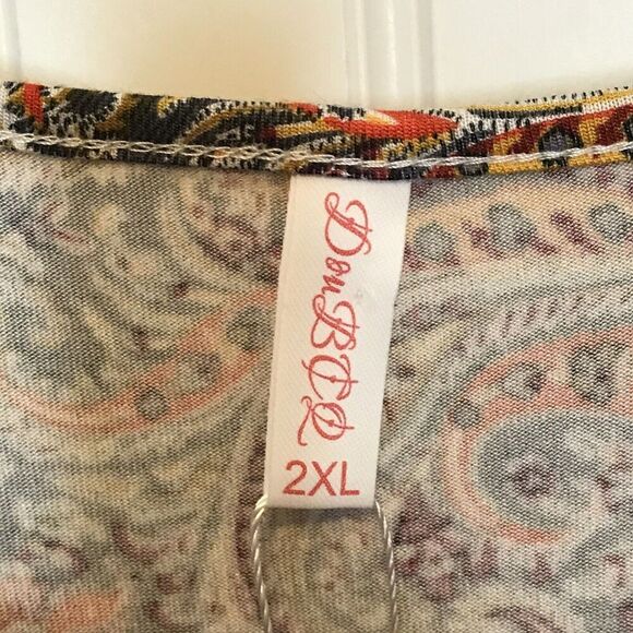 DouBCQ‎ Womens Dress Size 2XL Pleated Flowy Pockets Casual Orange Paisley New - Picture 8 of 10